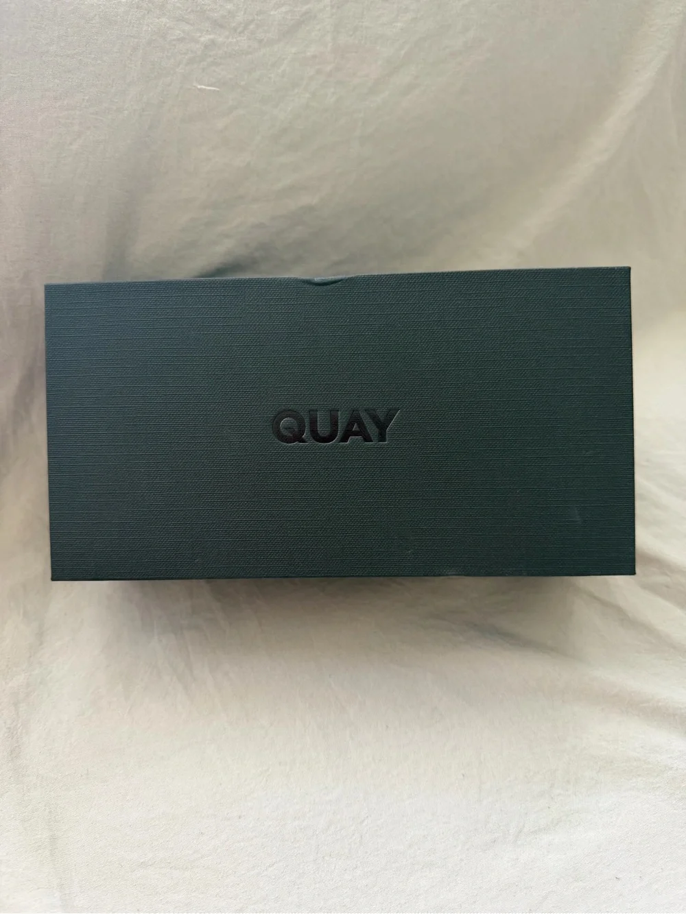Quay Australia “Gone Viral” Glasses No RX
